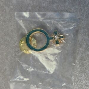 New in package gold tone and green women's pins
